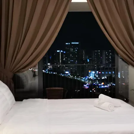 Landmark Million Dollar King Suite #Netflix#500Mbps Wifi#Atari